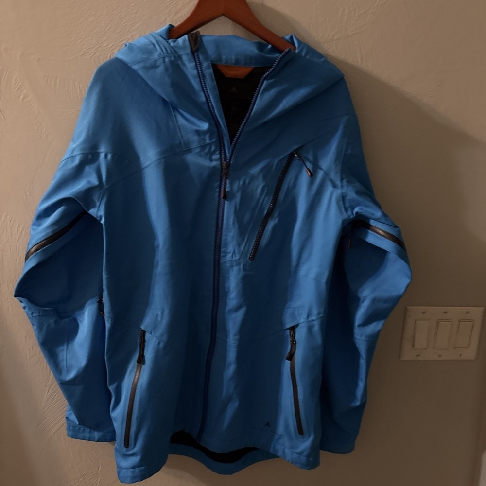 Basin and Range Men's Winter Parka Size‎ M Electric Blue